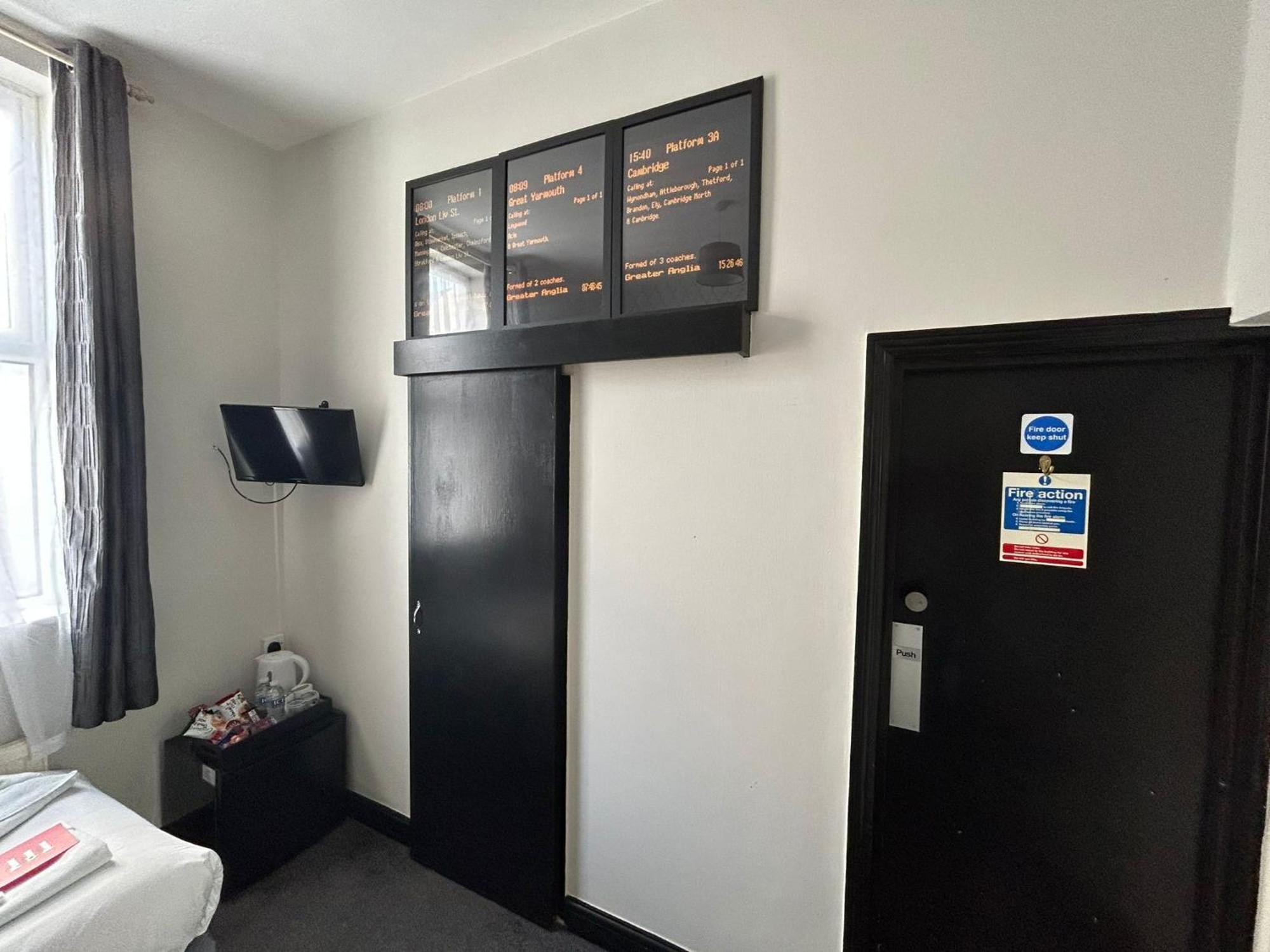 The Lyndhurst Guest House Great Yarmouth Room photo